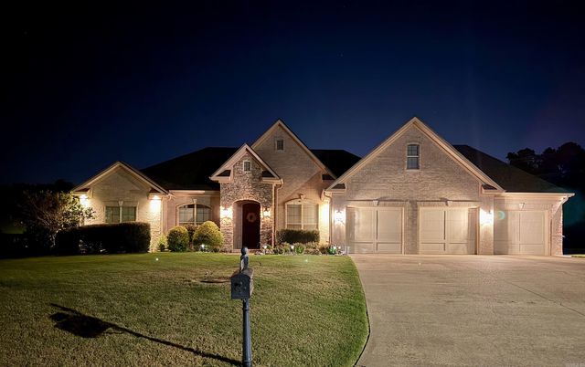 4800 Peterson Cove, Conway, AR 72034