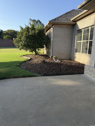 4800 Peterson Cove, Conway, AR 72034