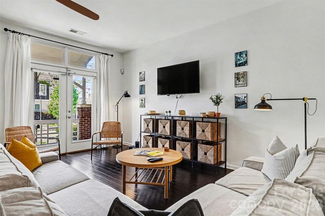 703 E 8th Street, Charlotte, NC 28202