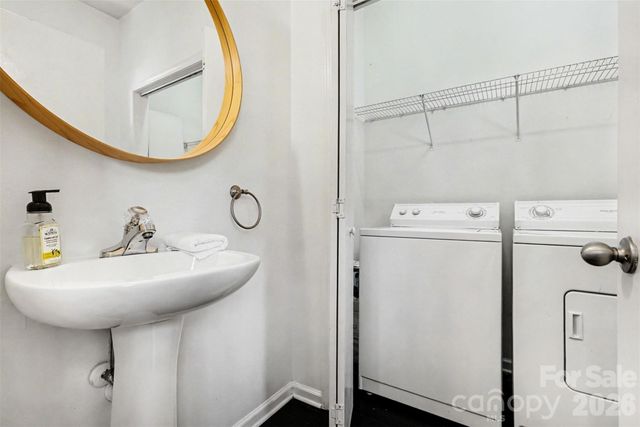 703 E 8th Street, Charlotte, NC 28202