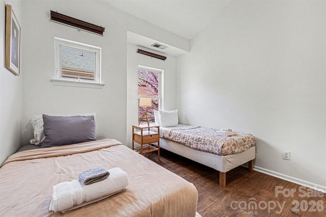 703 E 8th Street, Charlotte, NC 28202