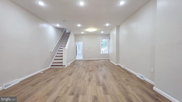1735 ROBERTS AVE, Hamilton, NJ 08609
