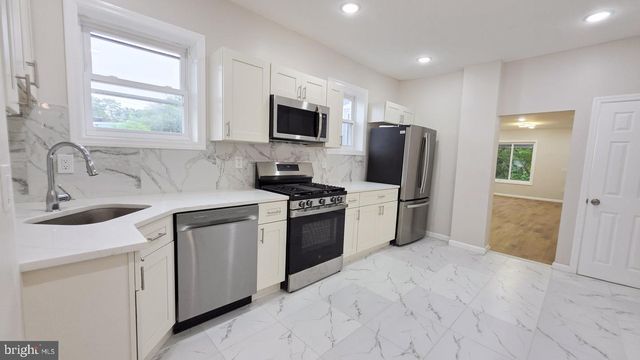1735 ROBERTS AVE, Hamilton, NJ 08609