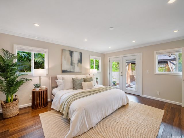 1002 Lunaai Street, Kailua, HI 96734