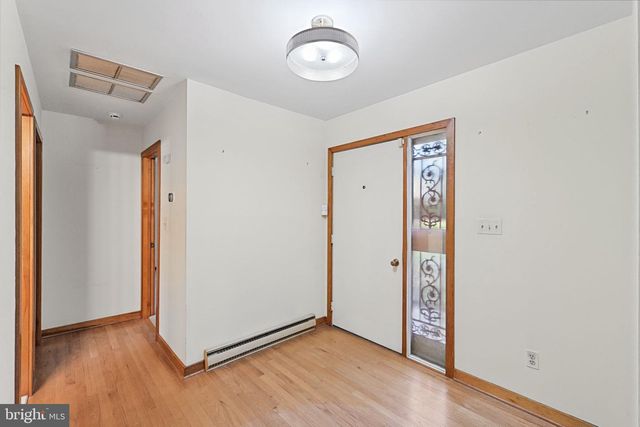 8810 EMORY GROVE RD, Gaithersburg, MD 20877
