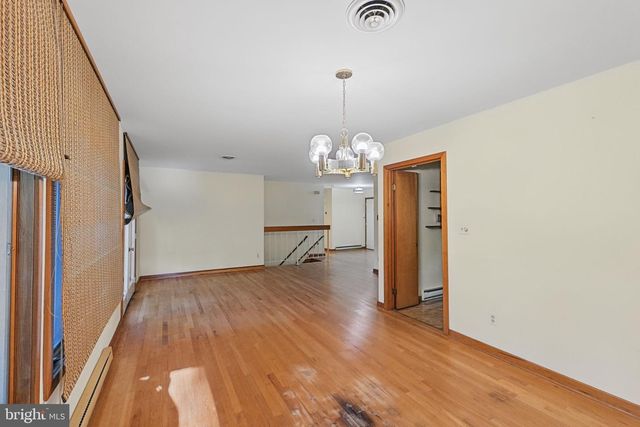 8810 EMORY GROVE RD, Gaithersburg, MD 20877