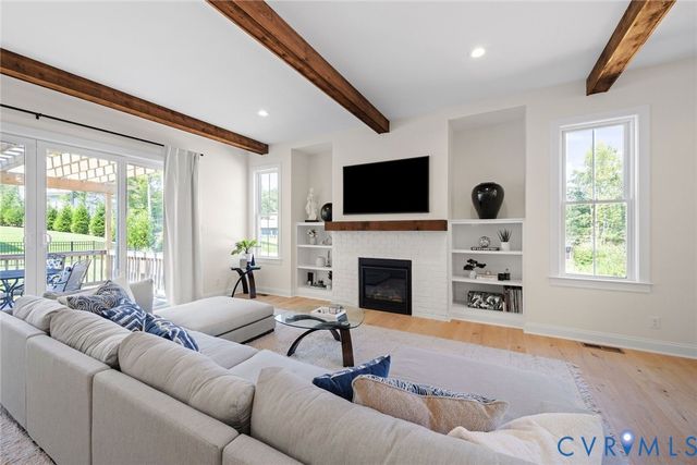 17701 Flossmoore Ct, Moseley, VA 23120