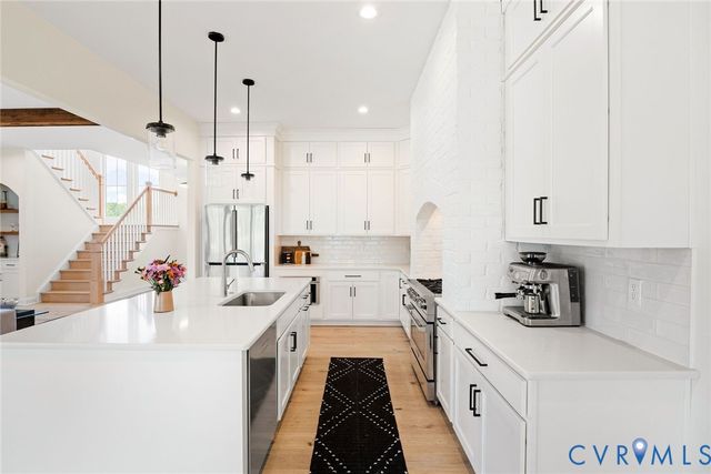 17701 Flossmoore Ct, Moseley, VA 23120