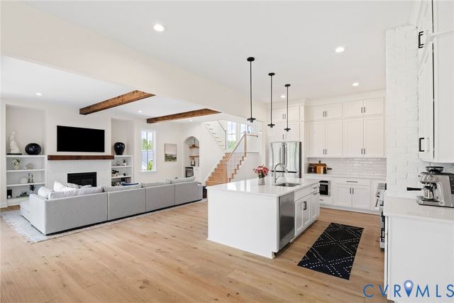 17701 Flossmoore Ct, Moseley, VA 23120