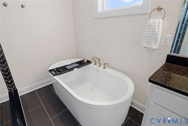 17701 Flossmoore Ct, Moseley, VA 23120