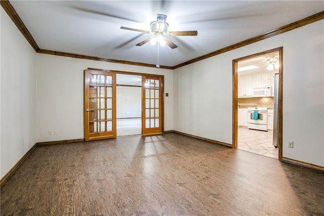 516 Clover Lane, Garland, TX 75043