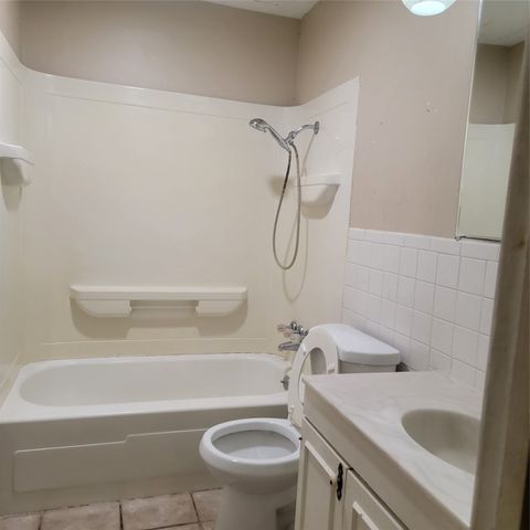 516 Clover Lane, Garland, TX 75043