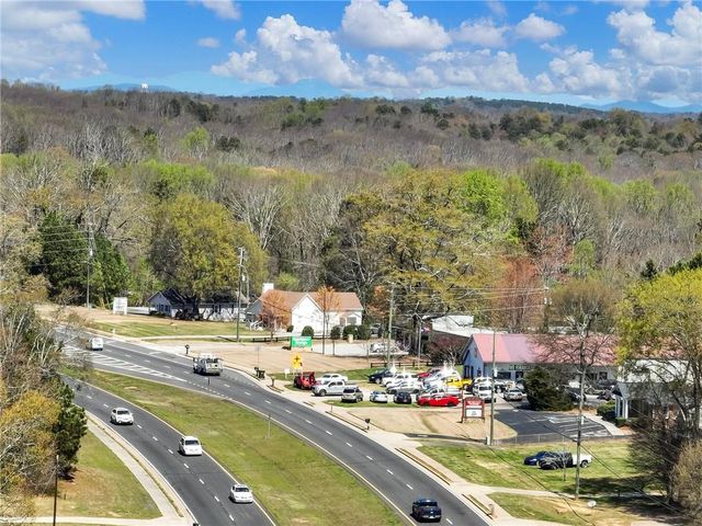 3800 winder hwy, Oakwood, GA 30542