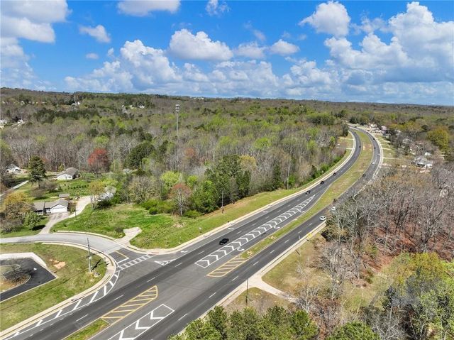 3800 winder hwy, Oakwood, GA 30542