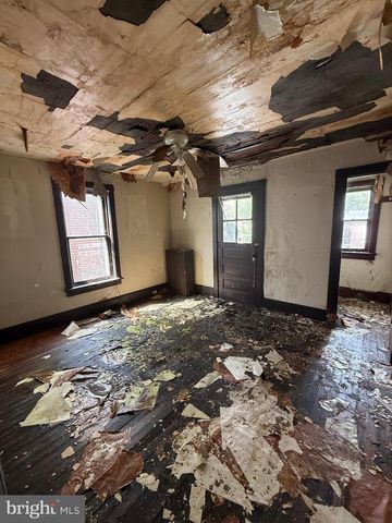 2638 LEXINGTON ST, Harrisburg, PA 17110