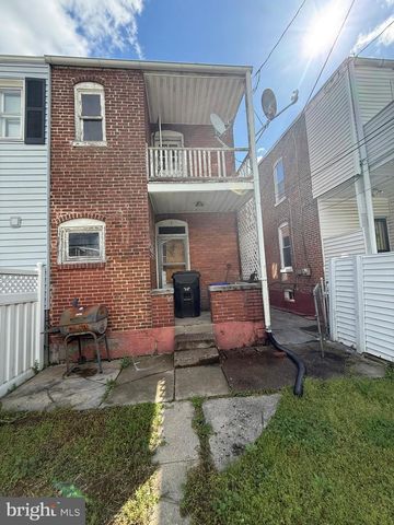 2638 LEXINGTON ST, Harrisburg, PA 17110