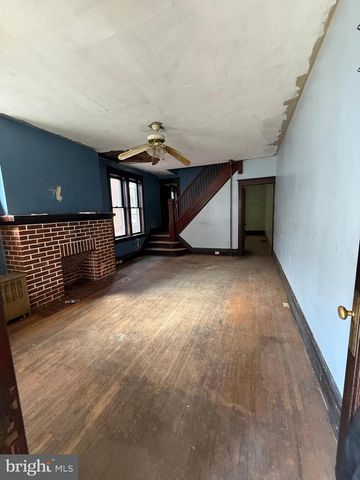 2638 LEXINGTON ST, Harrisburg, PA 17110