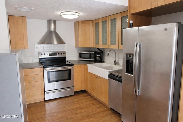 101 Old Ferry Road 4C, Shalimar, FL 32579