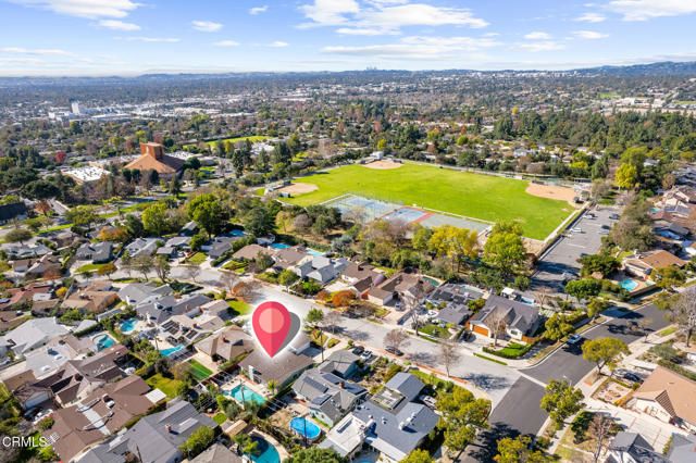 1010 Pepperhill Road, Pasadena, CA 91107