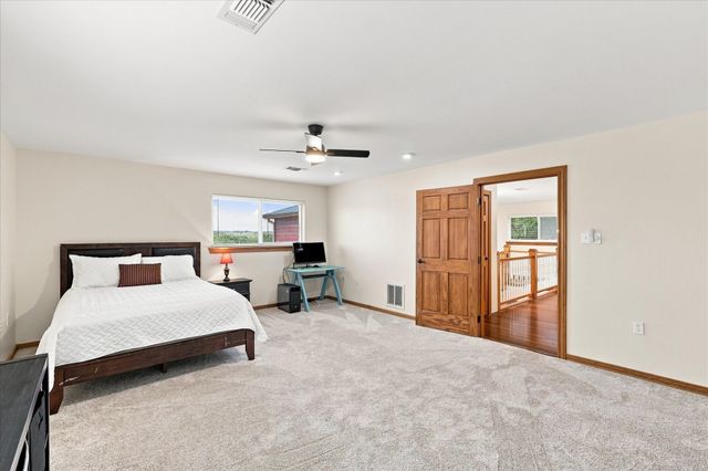 4025 Lake Oaks Circle, Fort Worth, TX 76108