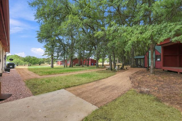 4025 Lake Oaks Circle, Fort Worth, TX 76108