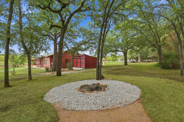 4025 Lake Oaks Circle, Fort Worth, TX 76108