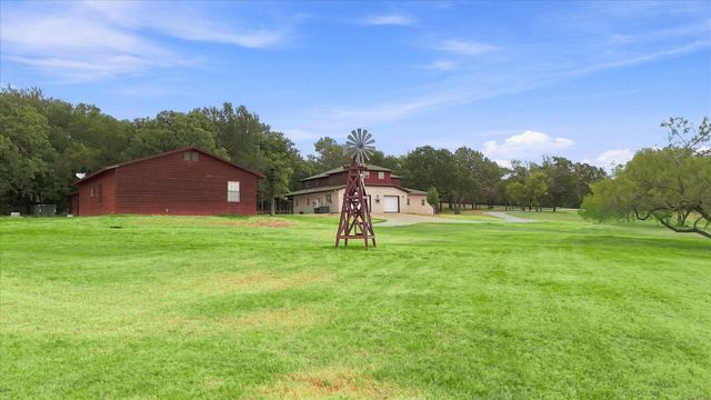4025 Lake Oaks Circle, Fort Worth, TX 76108