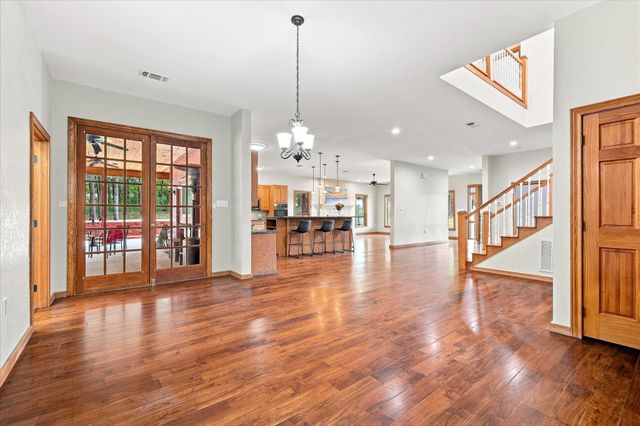 4025 Lake Oaks Circle, Fort Worth, TX 76108
