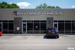 1635 30TH Street, Rock Island, IL 61201