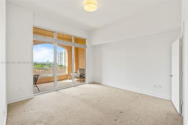 3001 NE 185th St 716, Aventura, FL 33180