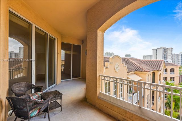 3001 NE 185th St 716, Aventura, FL 33180