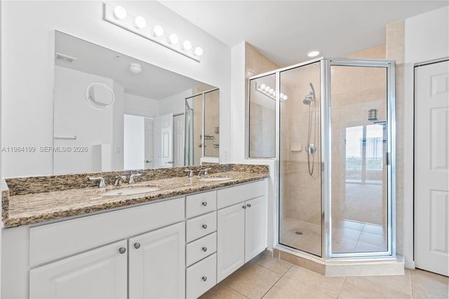 3001 NE 185th St 716, Aventura, FL 33180