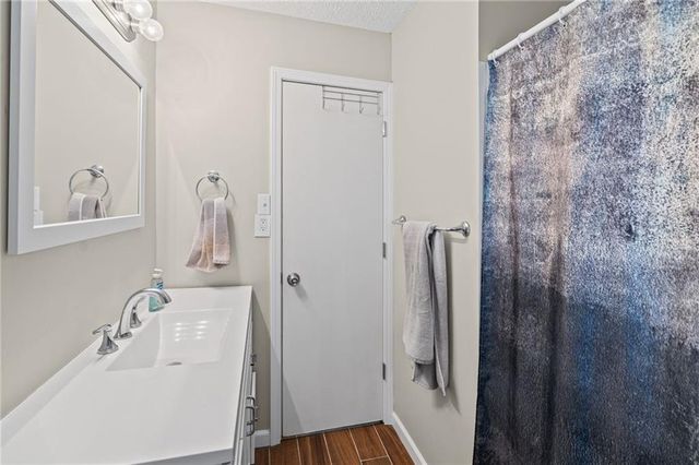 10602 E 79TH Terrace, Raytown, MO 64138