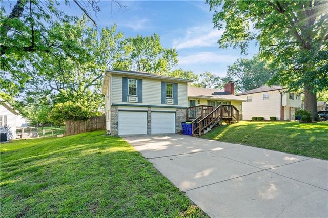 10602 E 79TH Terrace, Raytown, MO 64138