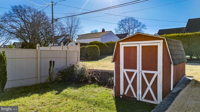 622 RHOADS AVE, Boyertown, PA 19512