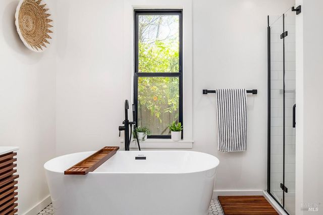 406 Corrillo Dr, San Rafael, CA 94903