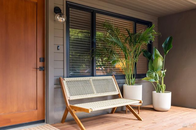 406 Corrillo Dr, San Rafael, CA 94903