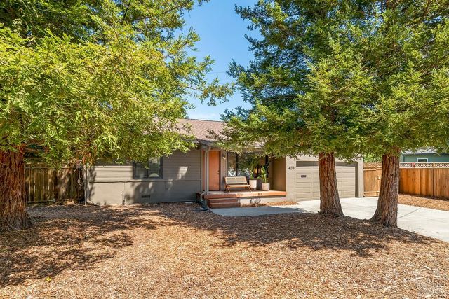 406 Corrillo Dr, San Rafael, CA 94903