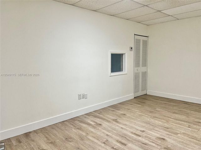 8000 NW 31st St 18, Doral, FL 33122