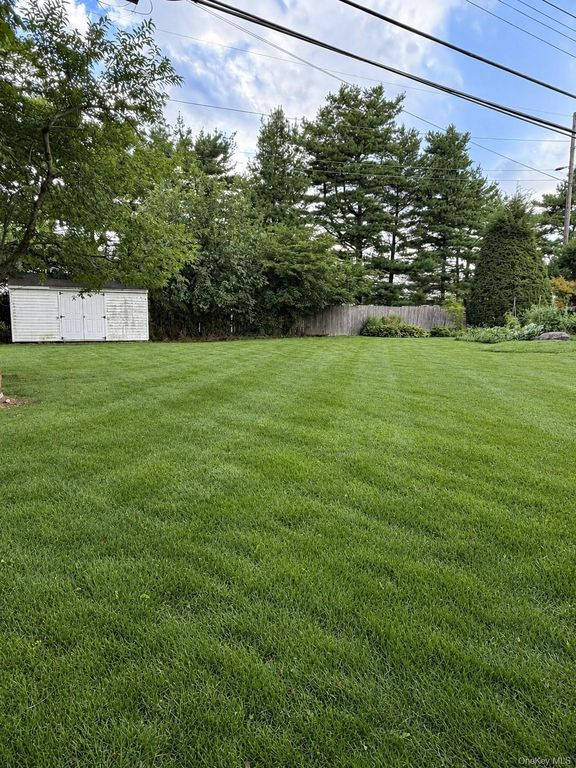 118 Leahy Street, Jericho, NY 11753 — photo 5