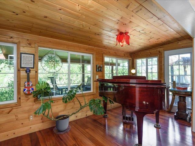 271 Sylvan Way, Redwood City, CA 94062