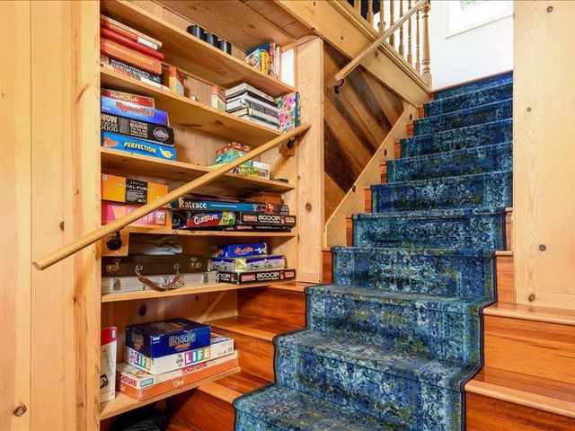 271 Sylvan Way, Redwood City, CA 94062