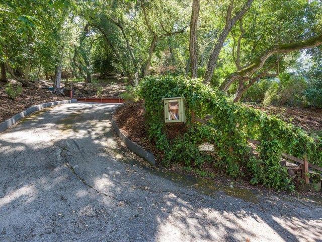 271 Sylvan Way, Redwood City, CA 94062