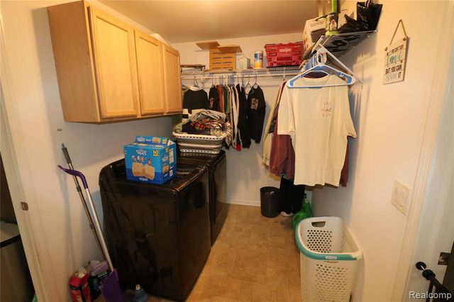 14486 Shadywood Drive, Sterling Heights, MI 48312