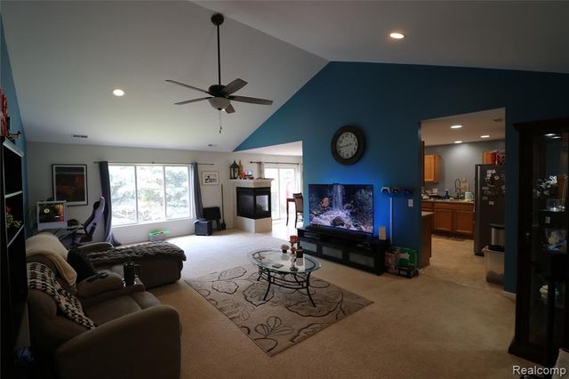 14486 Shadywood Drive, Sterling Heights, MI 48312