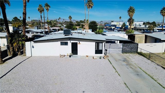 1660 Izabella Avenue, Las Vegas, NV 89169