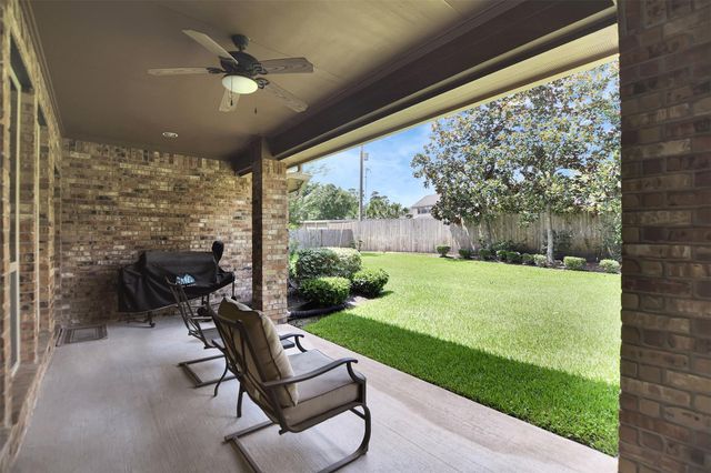 40603 Manor Drive, Magnolia, TX 77354