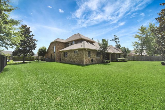 40603 Manor Drive, Magnolia, TX 77354