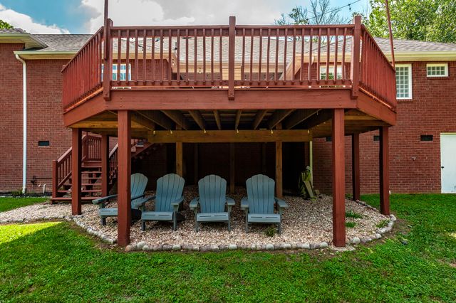 1800 Liberty Ln, Gallatin, TN 37066