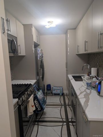 40 Brighton 1st Road 7O, Brooklyn, NY 11235